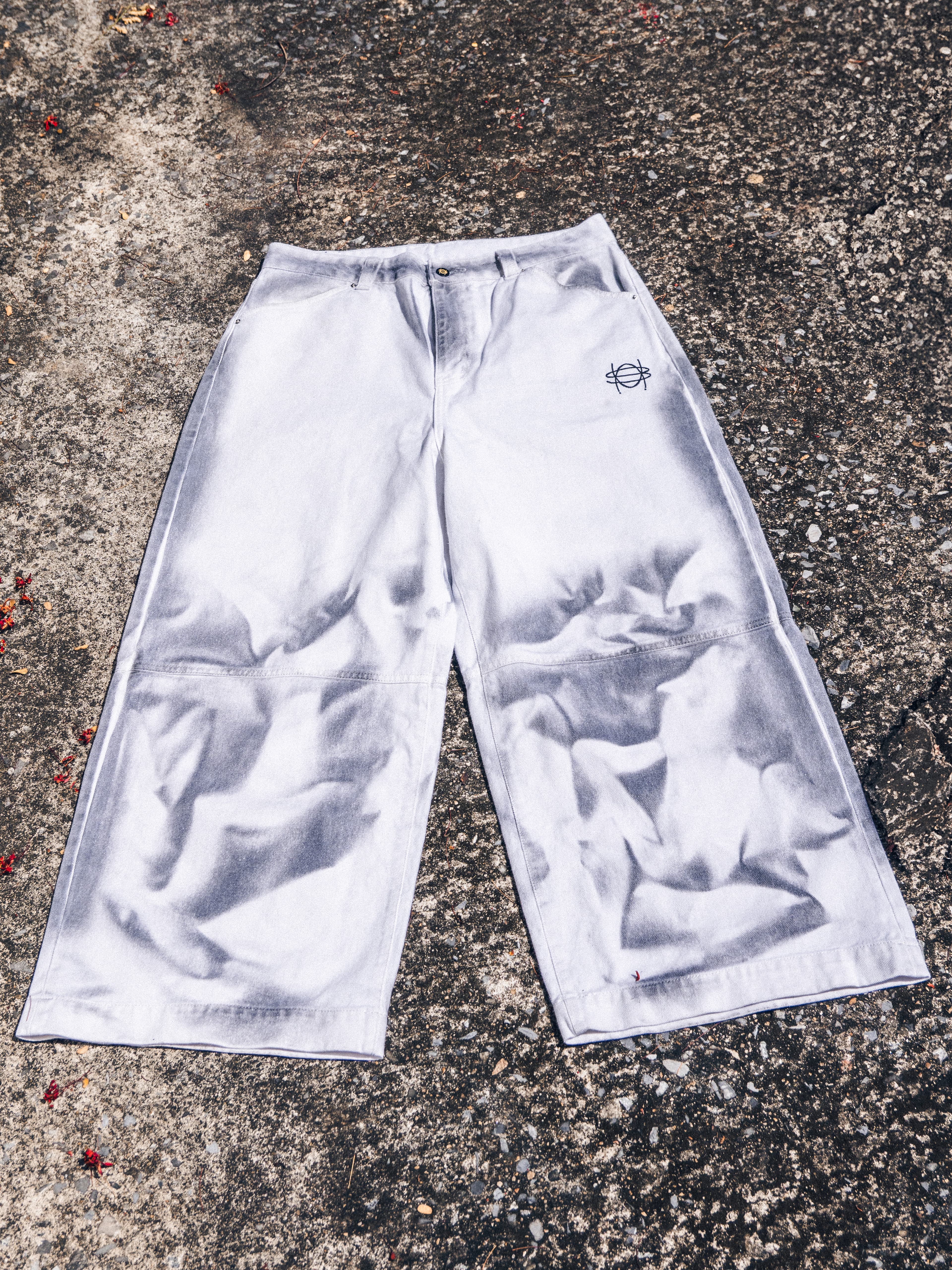 (RESTOCK) SMOKE BAGGY JEANS